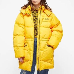 GANNI recycled Polyester Oversized Puffer Midi Jacket
Brand new w tags Size: S/M
